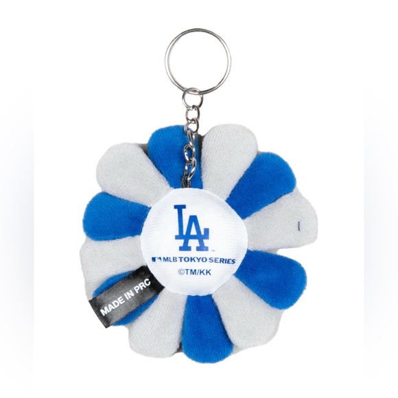 NEW Dodgers x Takashi Murakami Flower Bag Key Charm - Picture 3 of 3